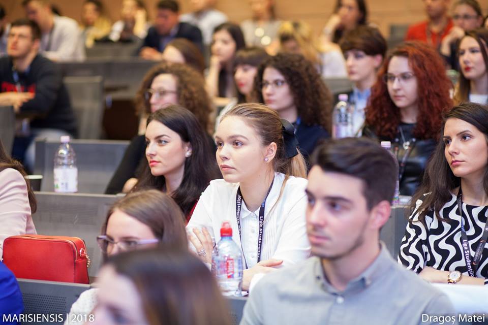 Anunț pentru studenții UMFST Târgu Mureș privind modalitățile de sesizare